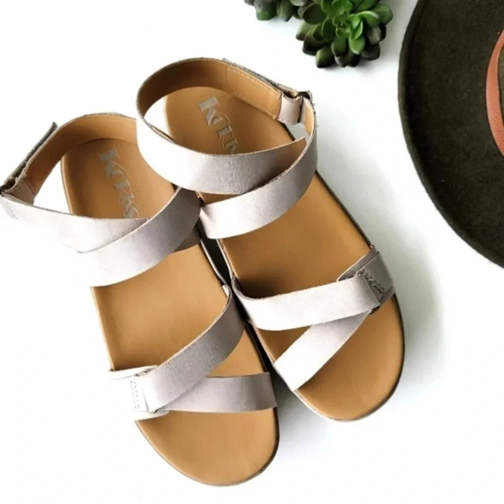 Korks Gray Platform Strappy Sandal